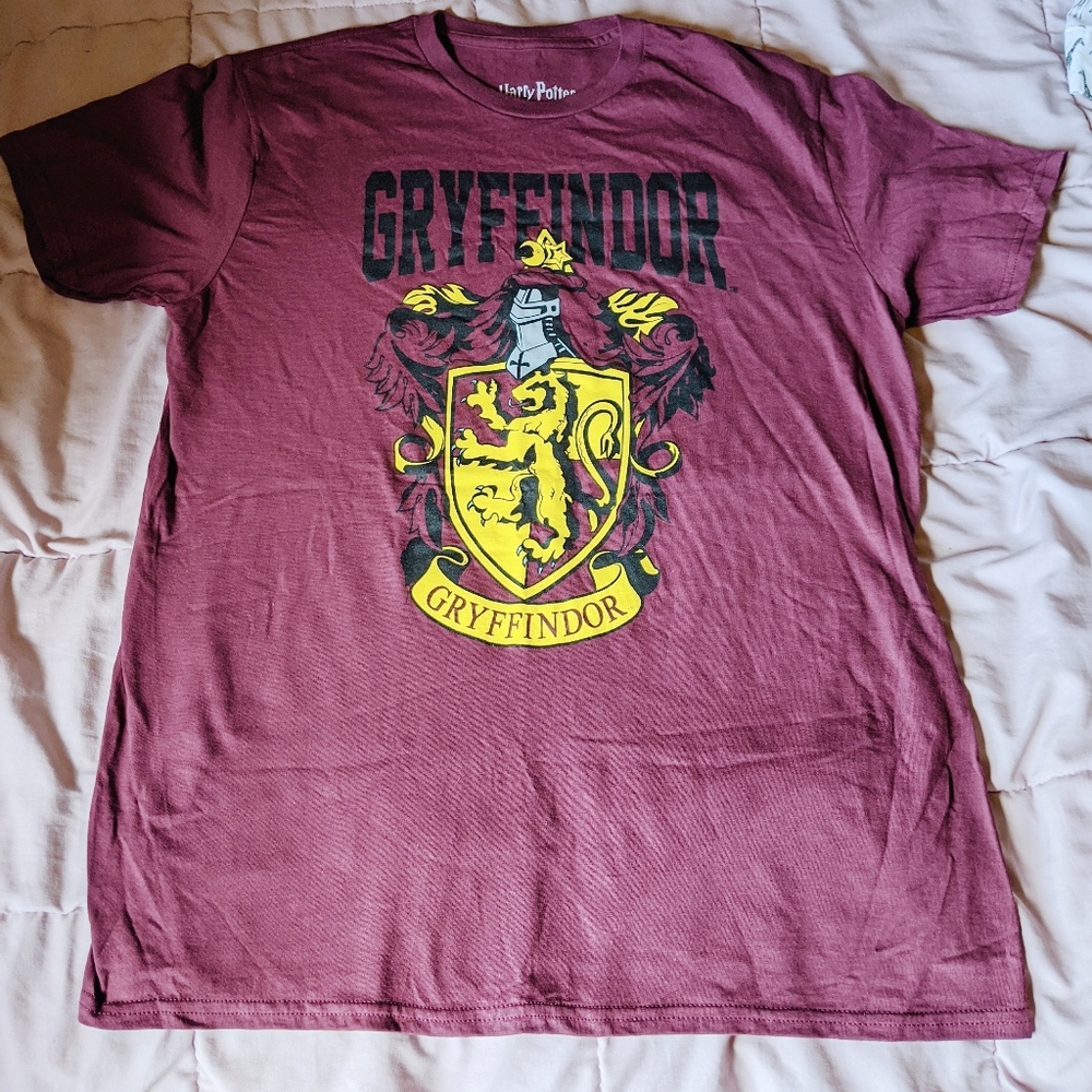 Large Maroon Harry Potter Gryffindor Shirt